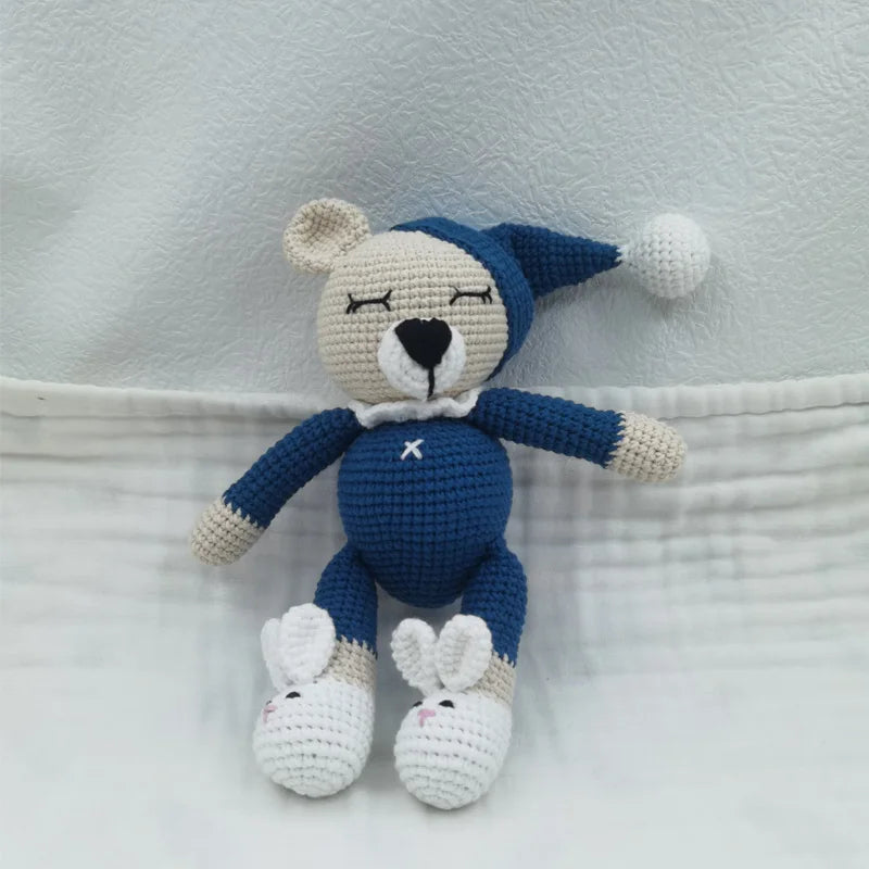 Peluche en tricot Crochet Bear avec jouet de dentition en bois et attache suce