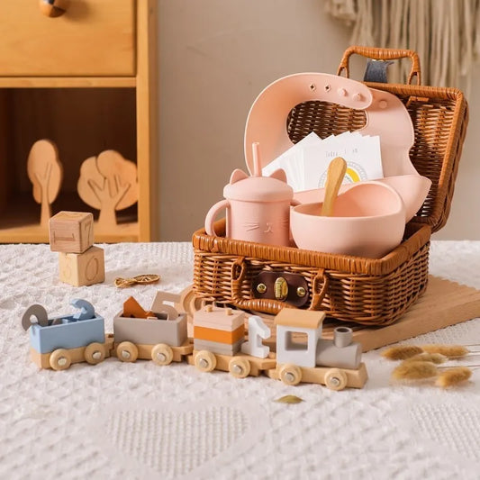 Coffret cadeau de naissance et shower de bébé Train en bois