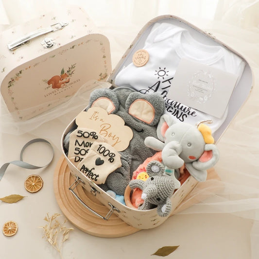 Coffret cadeau de naissance et shower de bébé Petite Mallette