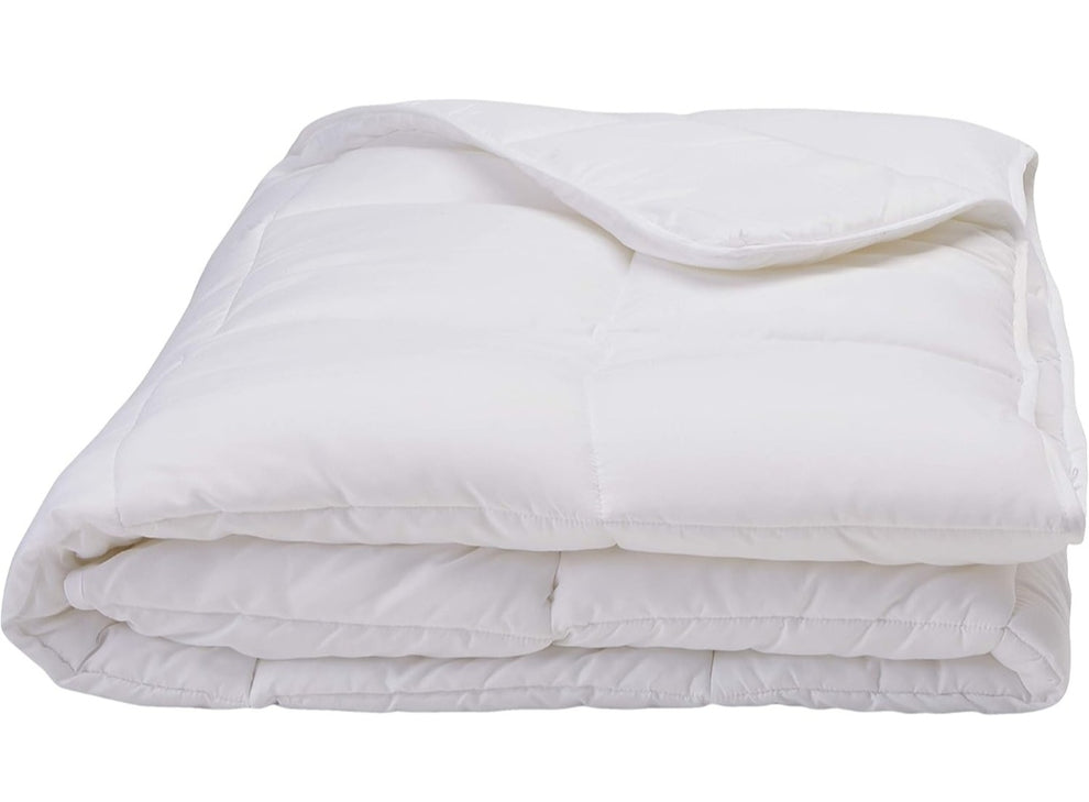 Hypoallergenic microfiber duvet