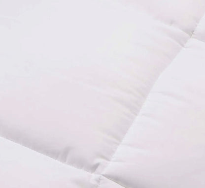 Hypoallergenic microfiber duvet